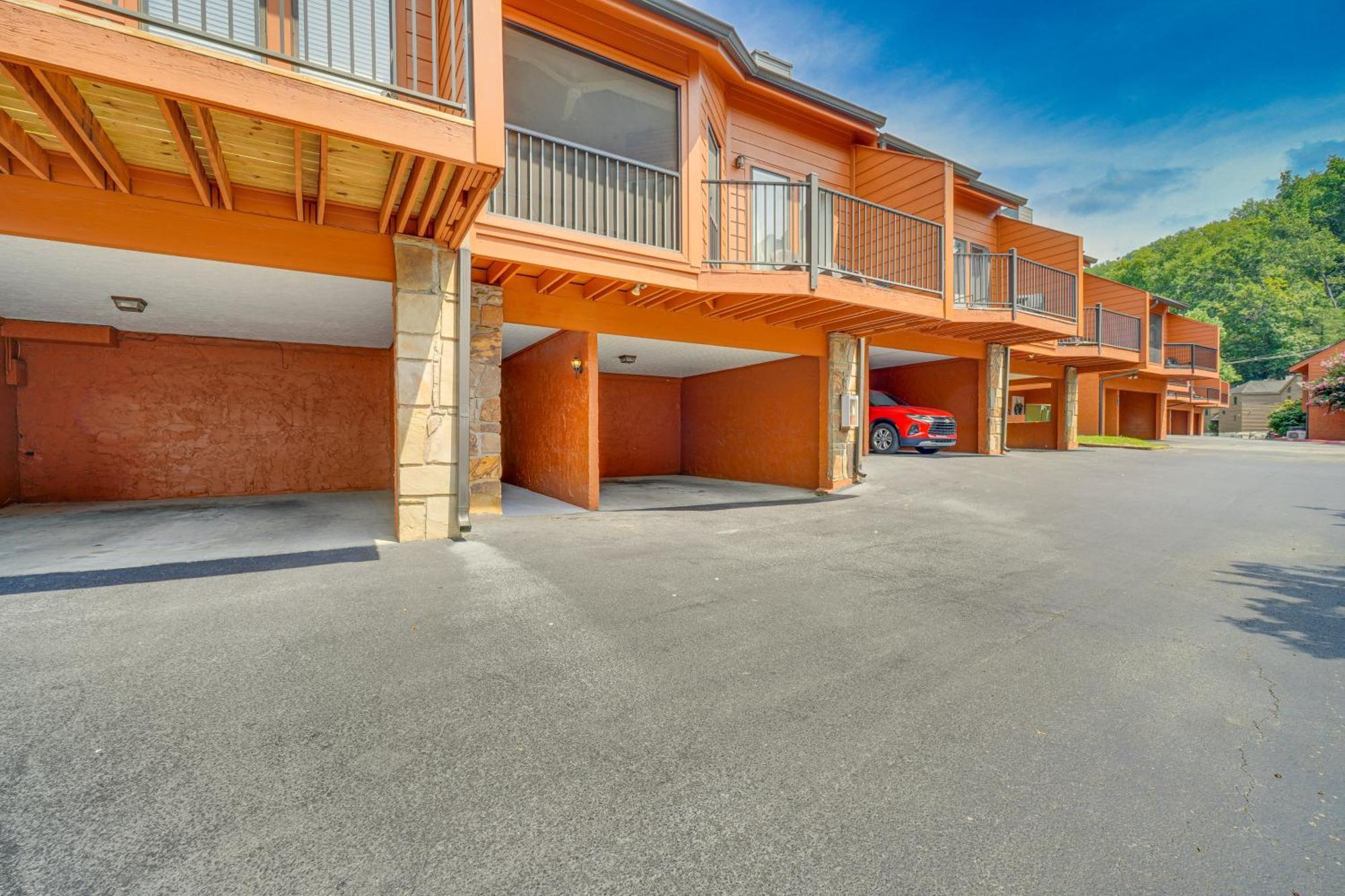 Gatlinburg Mountain Townhome With Pool Access! Eksteriør billede